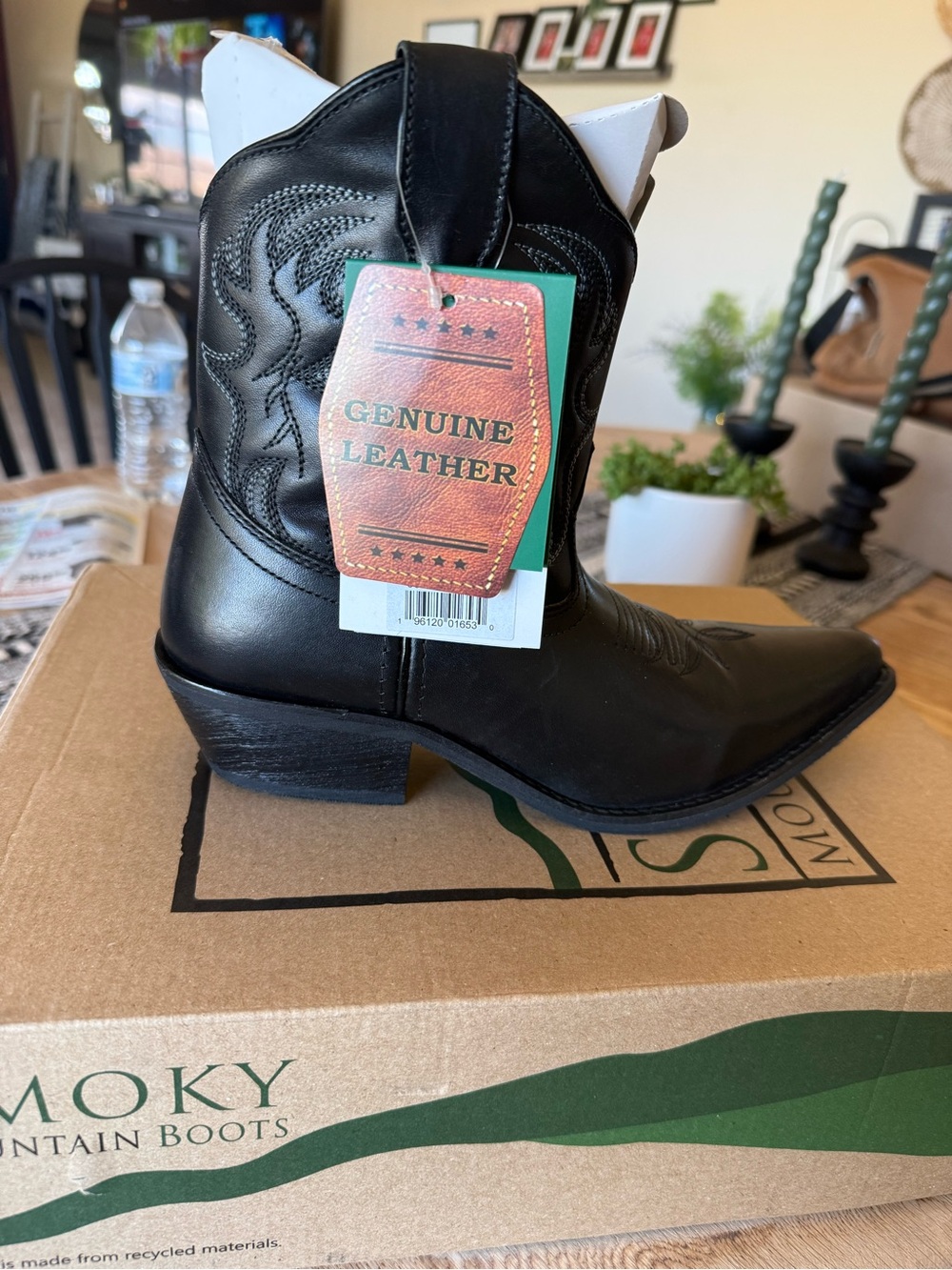 Genuine Leather Black Women’s Heeled Cowboy Boots